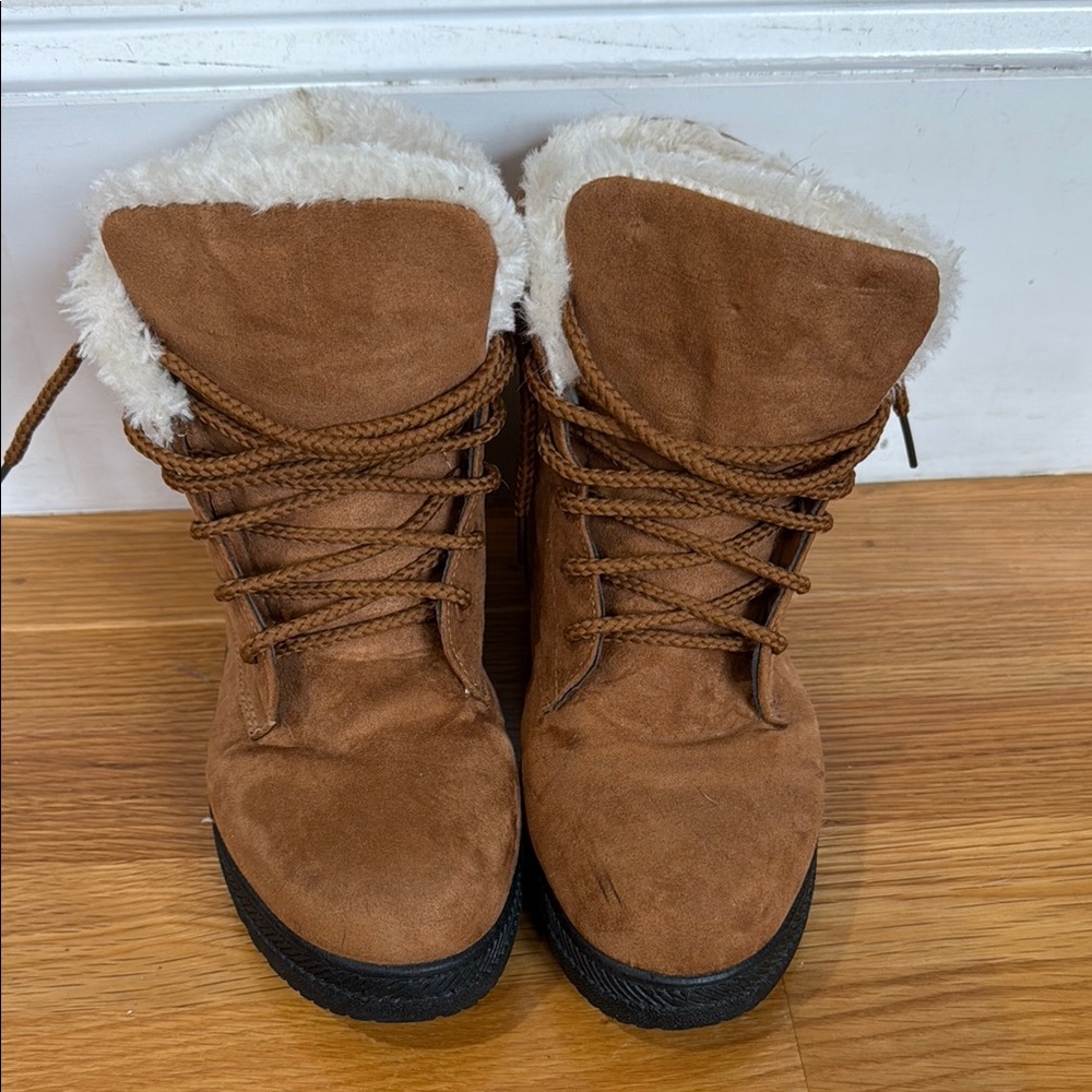 Women's Brown Suede Boots